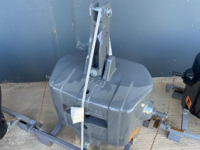 Quicke Qbloq weight blocks, NEW, 900kg + 600kg and 300kg extensions, available in black or grey