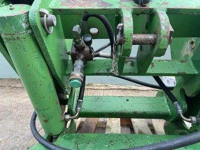 Farm force front linkage, used, will fit 20 and 30 series John Deere tractors
