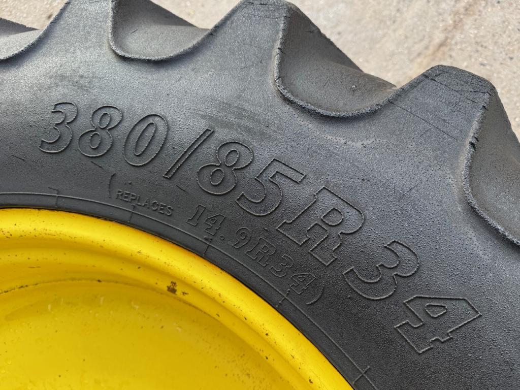 2x 380/90/50 + 2x 380/85/34 row crop wheels to fit John Deere 6145R/6155R and 6R 185