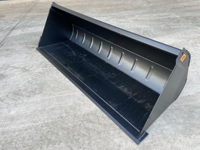 Quicke 245GM bucket, NEW, 8ft wide, Euro hooks