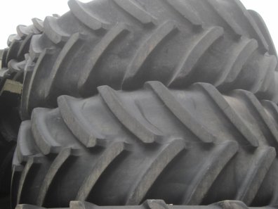 2x 600/65/34 Michelin XM108 tyres 75%