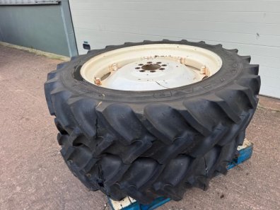 2x 13.6/38 Goodyear Super Traction Radial tyres fitted to New Holland wheels