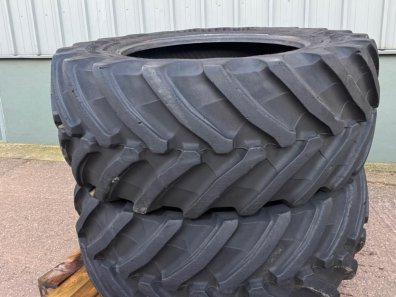 2x 650/60/38 Trelleborg TM1060 tyres 60-70%