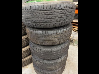 5x Michelin Latitude 255/70/18 tyres fitted to Land Rover Defender steel wheels, centre caps, delivery miles, as new