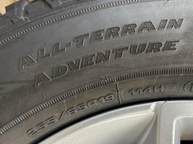 1x Goodyear Wrangler All-Terrain 255/65/19 tyre fitted to Land Rover Defender wheel, NEW, Four other wheels the same style available without tyres at extra cost