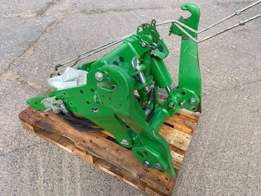 Sauter 4.5 ton linkage, 2019, will fit 6 cylinder R series John Deere tractorsn
