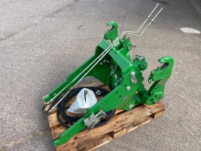Sauter 4.5 ton linkage, 2019, will fit 6 cylinder R series John Deere tractorsn