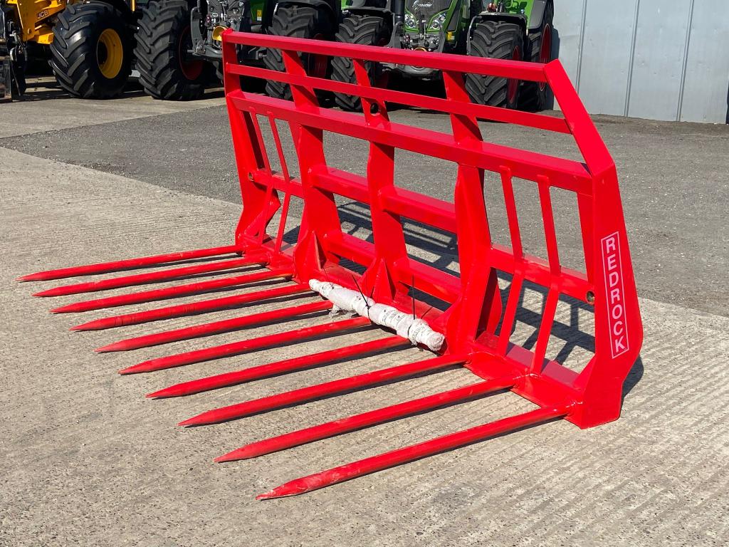 Redrock 9ft silage fork, NEW, 2x side tines, choice of bolt on hooks