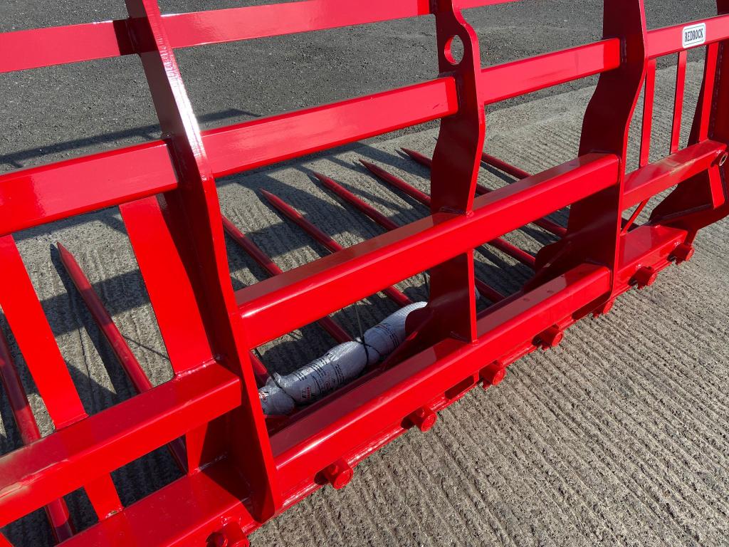 Redrock 9ft silage fork, NEW, 2x side tines, choice of bolt on hooks