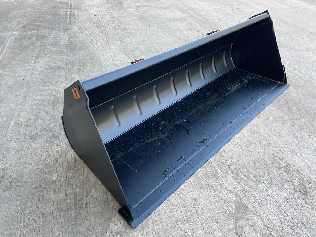 Quicke 245GM bucket, NEW, 8ft wide, Euro hooks