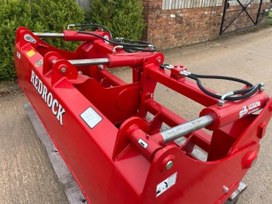 Redrock 218/85 shear grab, NEW, 2.18 Metres wide, 85 cm high, three ram, chrome rams, bolt on blades, bracket ready