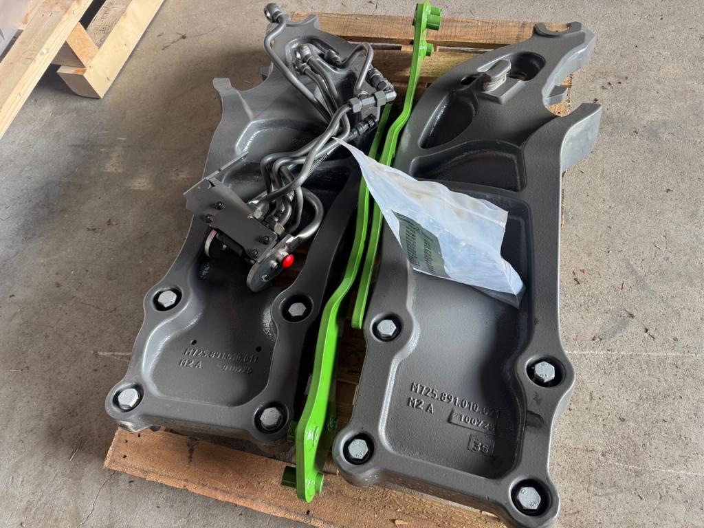 Fendt loader brackets, bonnet guards and pipework, removed from new 2026 Gen6 Fendt 724