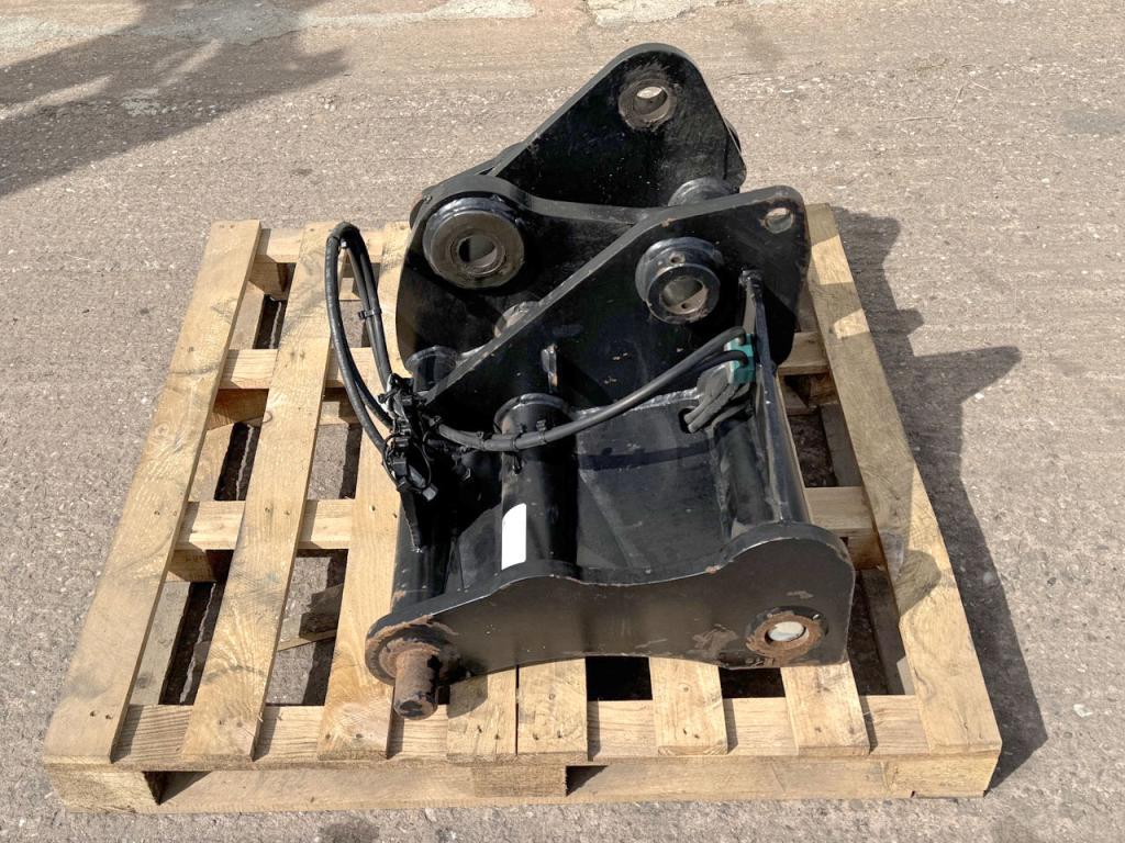 Kramer headstock with hydraulic locking to fit JCB 542-70