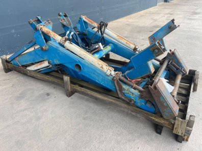 Ford loader boom and brackets, to fit 5610/6610/7610 tractor