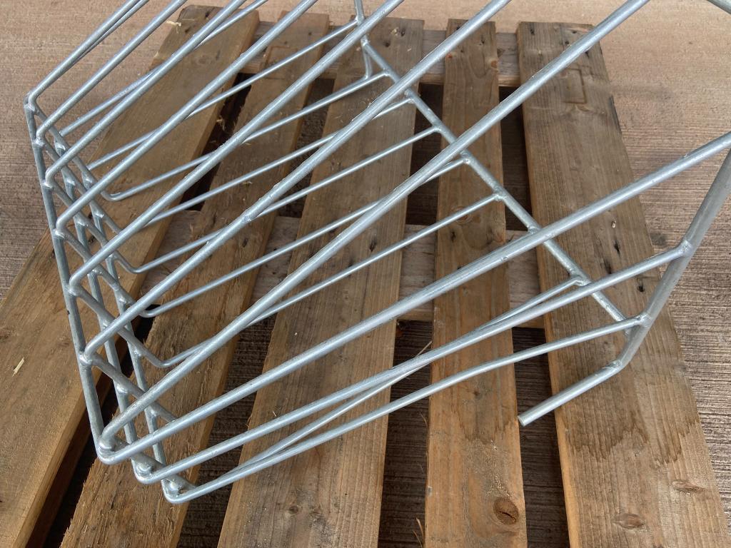 Condon Engineering 2ft hay rack, NEW, hanging brackets, galvanised