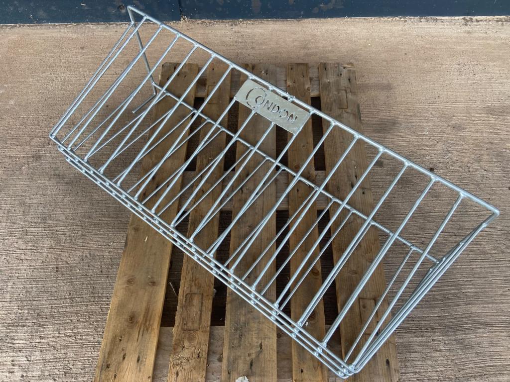 Condon Engineering 4ft hay rack, NEW, hanging brackets, galvanised
