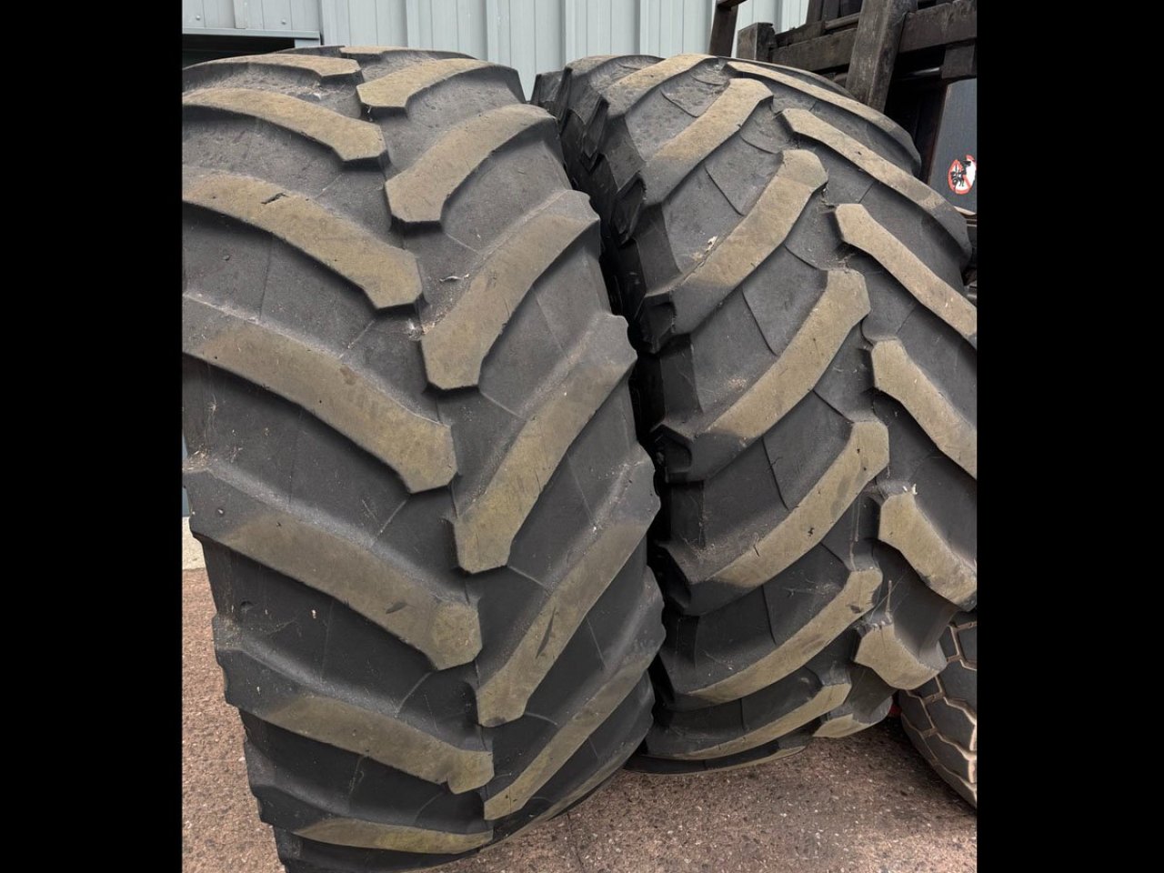 2x 650/65/38 Trelleborg tyres