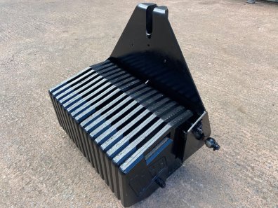 JCB Fastrac weight block, 16x 40kg JCB wafer weights, front linkage frame