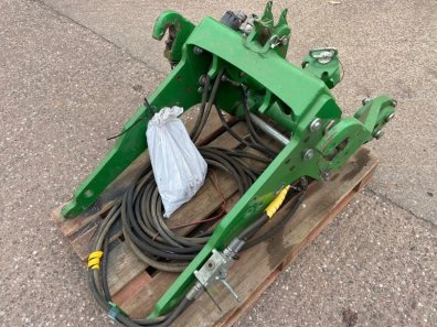 Sauter front linkage, 2018, removed from John Deere 7530