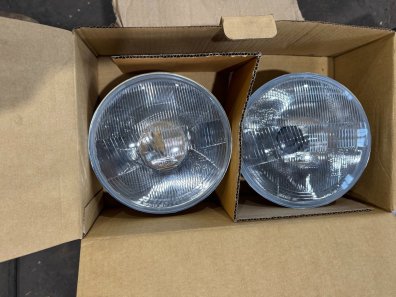 Land Rover 90 parts, front grill and headlight surrounds, front wing side and top vents, headlights, side lights and indicator lenses