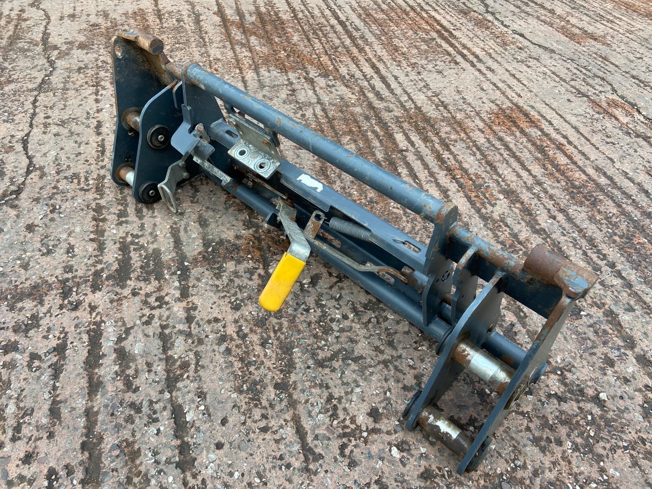 Quicke Q series combi carriage, Euro 8 and No 3 compatible