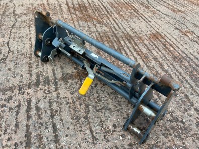 Quicke Q series combi carriage, Euro 8 and No 3 compatible