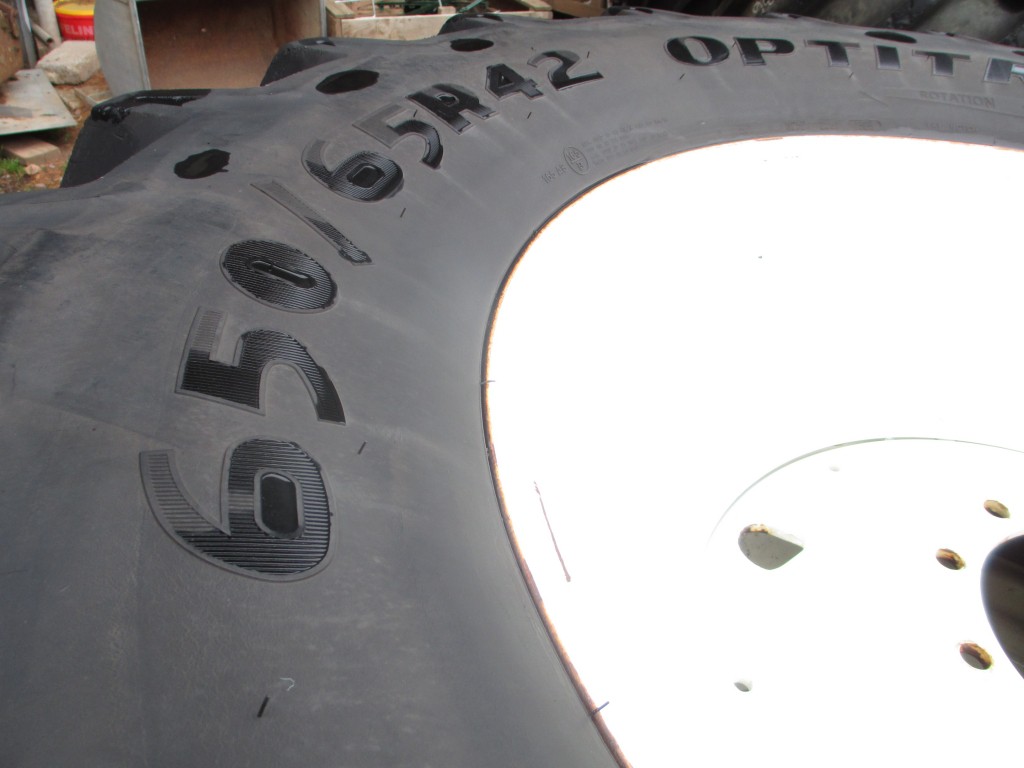 Goodyear 650/65/42 + 540/65/30 80% tyres fitted to New Holland wheels