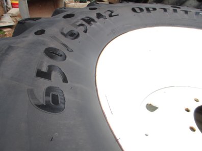 Goodyear 650/65/42 + 540/65/30 80% tyres fitted to New Holland wheels