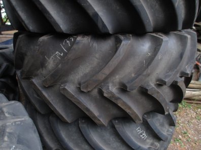 710/70/38 Goodyear tyre 95%