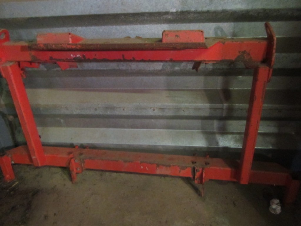 Kemper 4500 back plate to fit a Claas forager