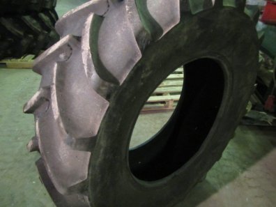 1x 480/65/28 Michelin XM108 tyre 90%