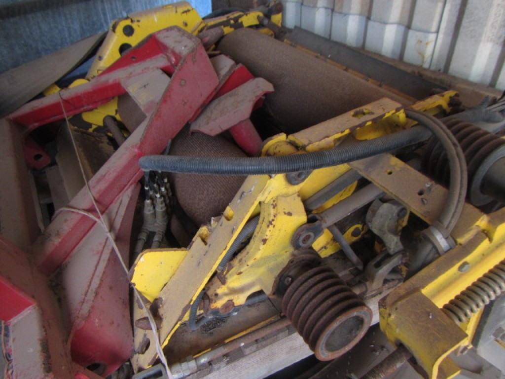 New Holland whole crop mill to fit a FX50 forager