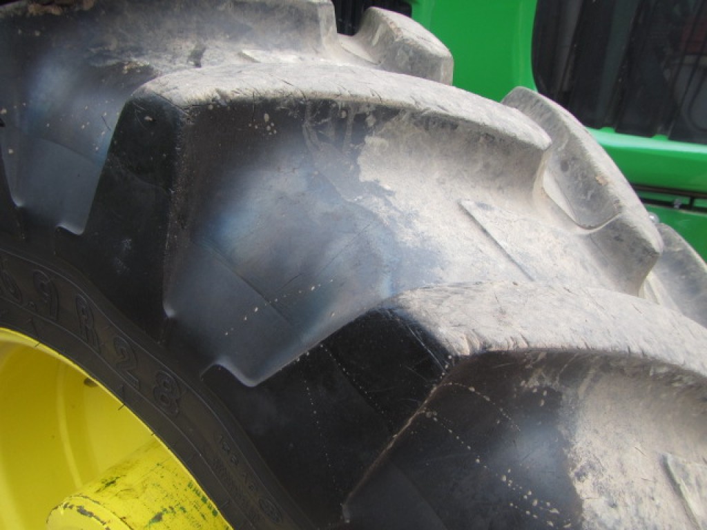 2x 20.8/38 + 2x 16.9/28 Michelin tyres 60%