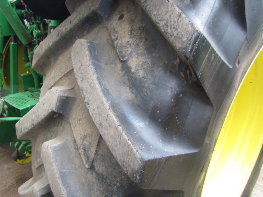 2x 20.8/38 + 2x 16.9/28 Michelin tyres 60%