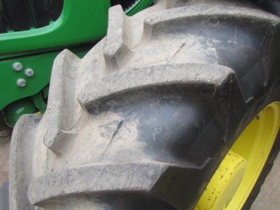 2x 20.8/38 + 2x 16.9/28 Michelin tyres 60%