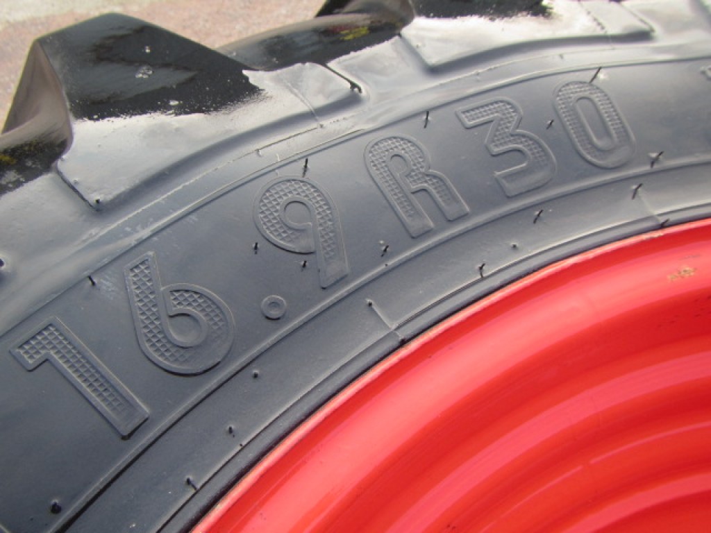 2x 18.4/46 + 2x 16.9/30 Michelin tyres fitted to Stocks wheels, to fit a Fendt tractor