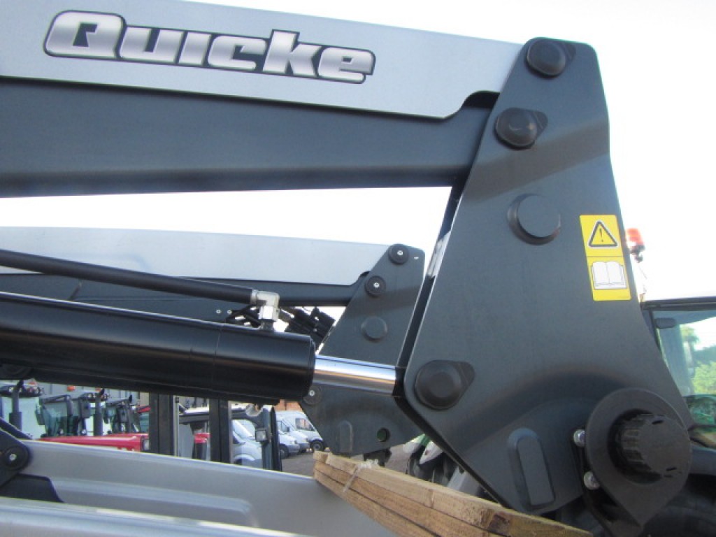 Quicke Q45 loader, 2011, soft drive, third service, multi docking, Euro carriage with hydraulic locking