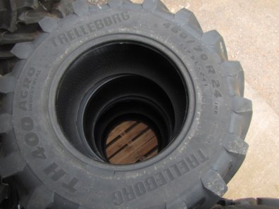 4x 460/70/24 (17.5/24) Trelleborg tyres