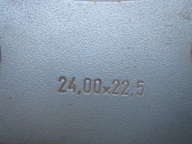 1x 24/22.5 10 stud wheel for Strautmann forage wagon