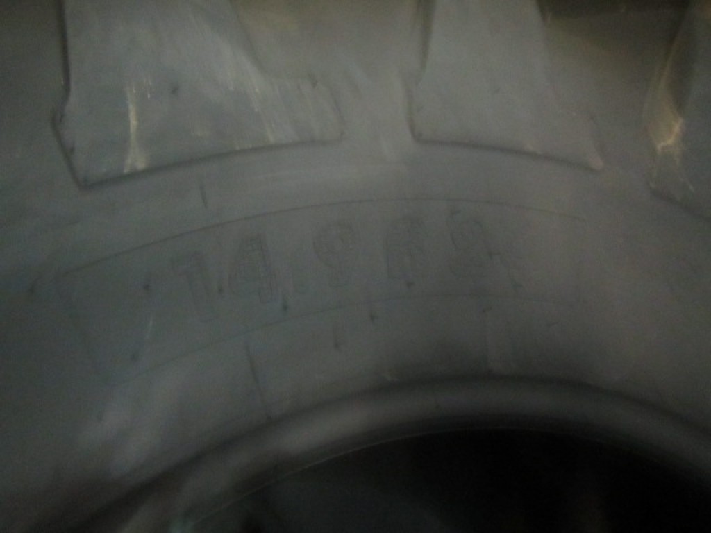 1x new 14.9/24 Michelin tyre