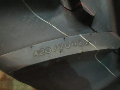 1x new Michelin 420/70/28 tyre
