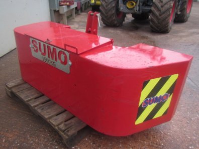 Sumo 1,500kg front weight with toolbox