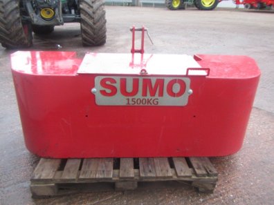 Sumo 1,500kg front weight with toolbox