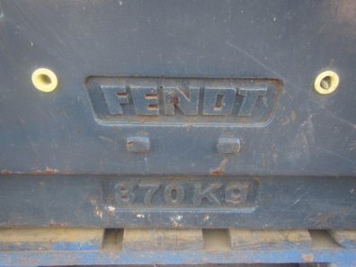 Fendt 870 kg front weight
