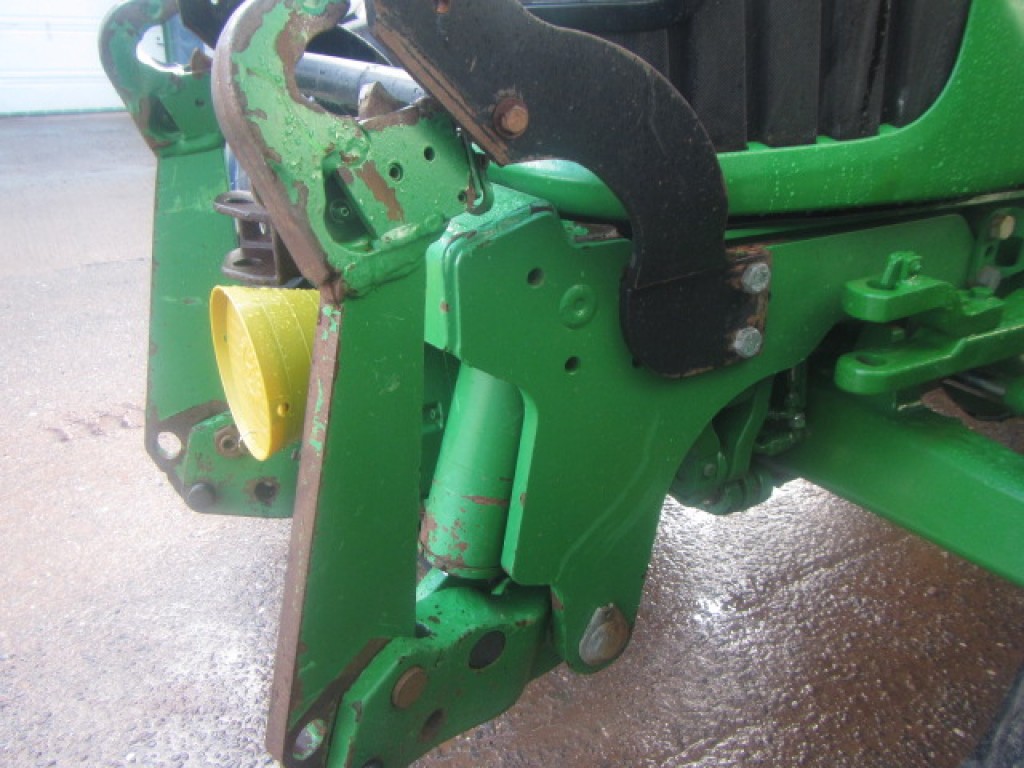 Zuidberg 3.5 ton front linkage and PTO, to fit JD 6230/6330/6530, taken off a 2009 John Deere 6430