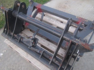 Euro carriage to fit Massey Ferguson 50EX and adapter plate for MF bucket