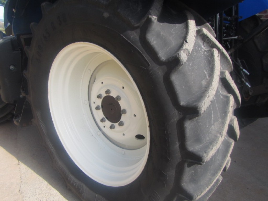 2x 600/65/38 + 2x 480/65/28 Continental tyres, fitted to New Holland rims
