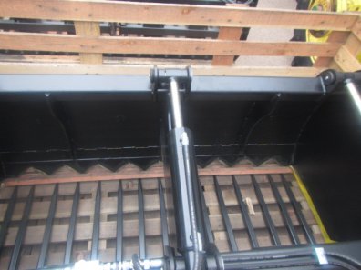 Quicke 230 Silocut shear grab, new, three ram, 2 year warranty