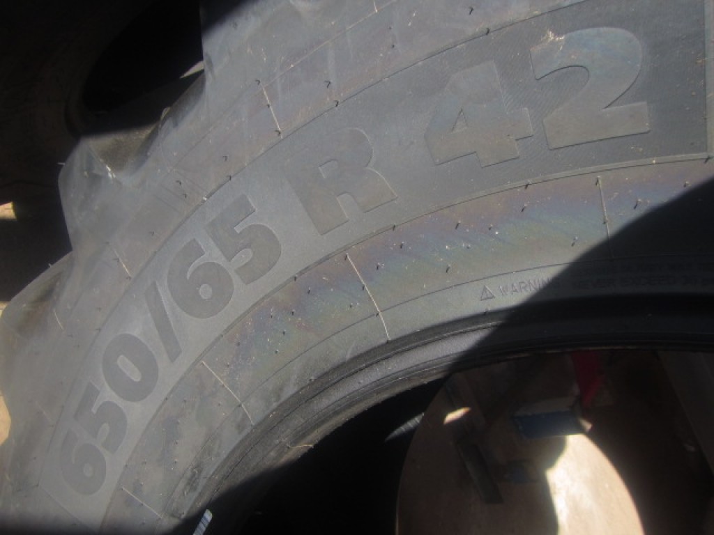 2x new 650/65/42 + 2x new 540/65/30 Michelin tyres