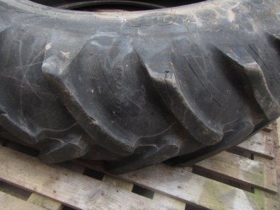 1x 16.9/38 Stomil tyre 35%